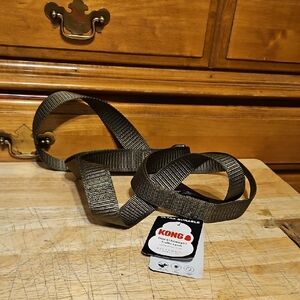 Kong Traffic Leash 6-feet Long/Green Color.